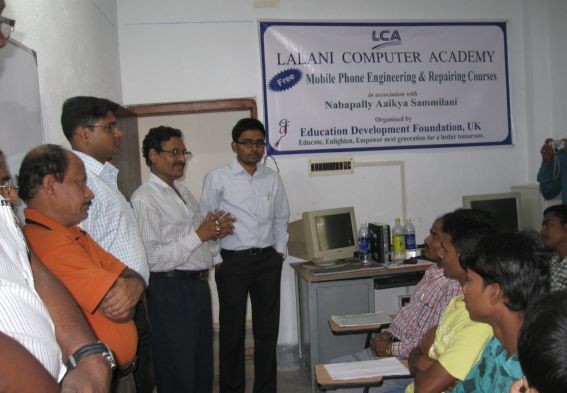 Vocational-Training-Nabapally-pic5-567×393-1