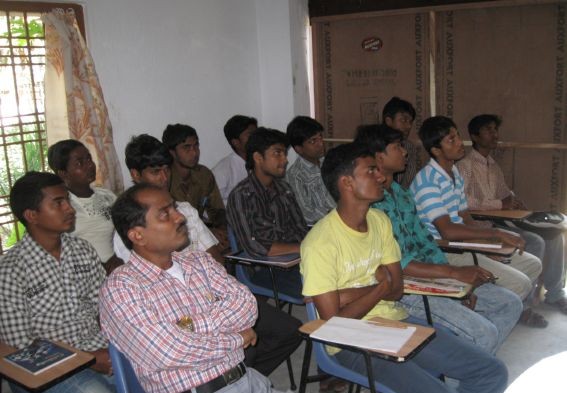 Vocational-Training-Nabapally-pic6-567×393-1